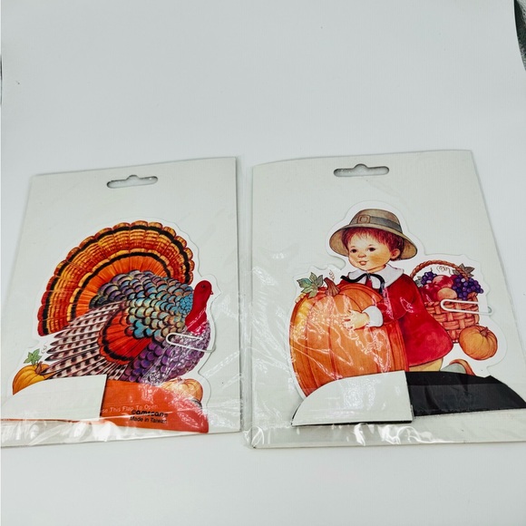 VTG Amscan Mini Thanksgiving Honeycomb Centerpieces Lot Of 2 Turkey/Pilgrim Boy - Picture 4 of 4